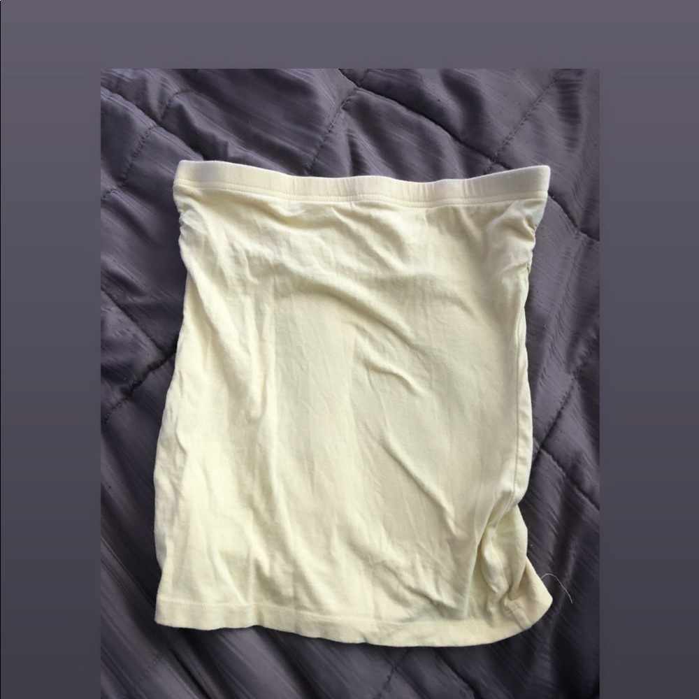 Yellow tube top nice fitting